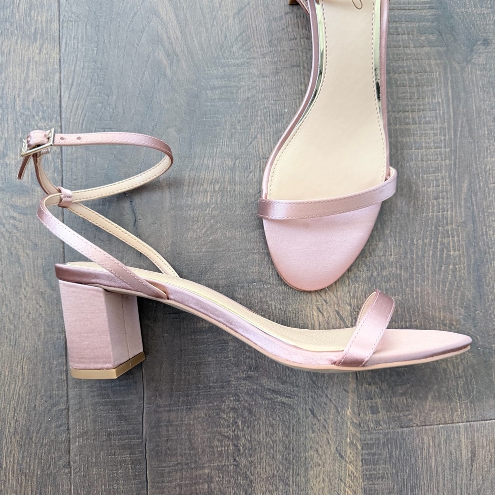 NEW Jewel By Badgley Mischka Danni II Heels | Blush Satin | Size: 8 - Picture 8 of 9